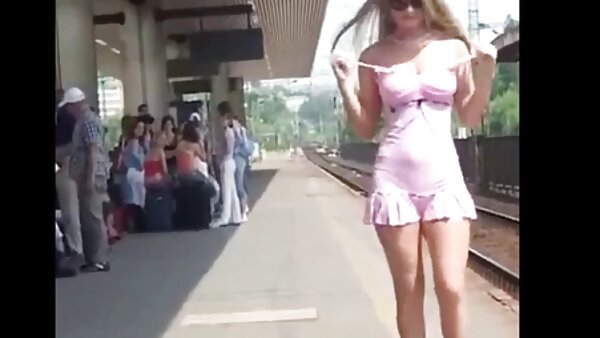 مسمار أسود وحشي مسامير افلام سکس مترجم اثنين من skanks البيضاء. بدسم