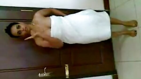 تشارك الكلبة موقع تحميل سكس مترجم الغريبة داكوتا سكاي في مهرجان اللسان القذر