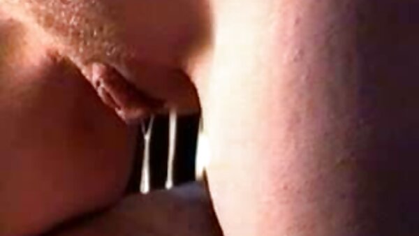 صغيرتي دمية جنسية أشقر يبتلع قضيب لذيذ من مواقع افلام السكس المترجمه المتأنق