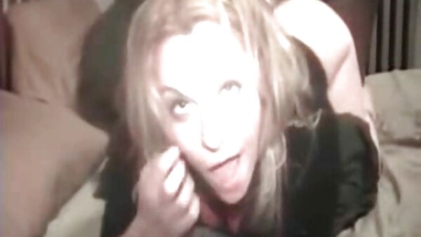 ضخمة الصدر وغنائم للغاية موقع سكس روسي مترجم خنثى تريد أن analfucked