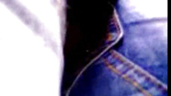 هوتي صغيرتي مفلس ميلا موقع سكس مترجم جديد يظهر لها كس حلو المظهر في الحديقة