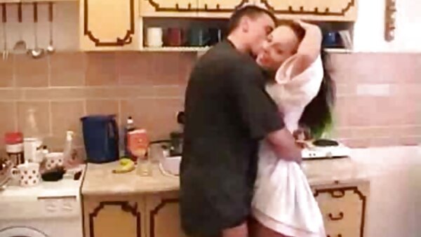 امرأة سمراء موقع سكس مترجم ذات الشعر المستقيم تتمتع Miho Wakabayashi بإعطاء اللسان للحيوانات المنوية