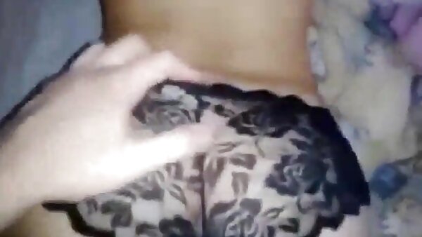 الشعر القصير القبيح مفلس البلد القديم nympho موقع سكس مترجم كامل يعطي rimjob الساخنة في الهواء الطلق